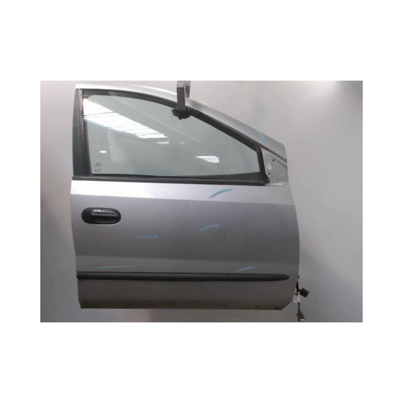 PORTE AVANT DROIT NISSAN ALMERA TINO 2003-