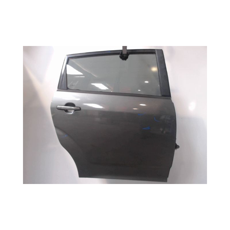 PORTE ARRIERE DROIT TOYOTA COROLLA VERSO 2004-2007