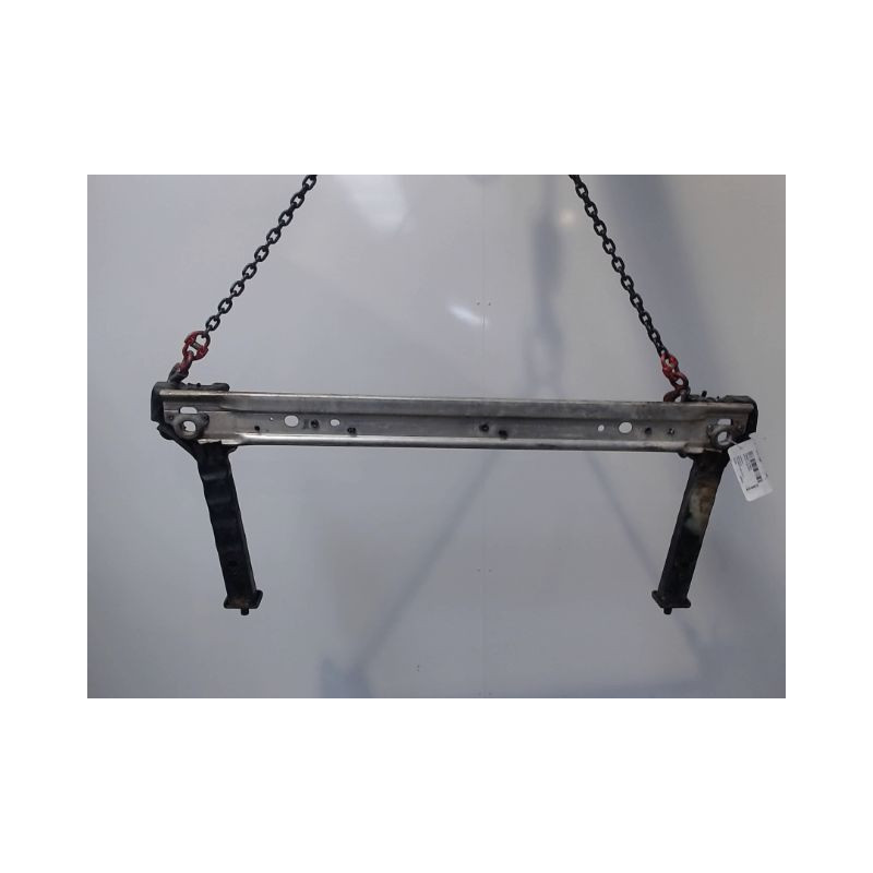 TRAVERSE INFERIEURE ARMATURE AVANT RENAULT SCENIC III 2009-