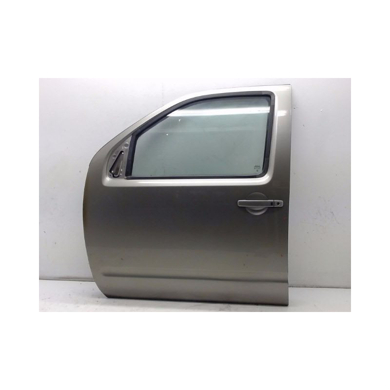 PORTE AVANT GAUCHE NISSAN PATHFIND.