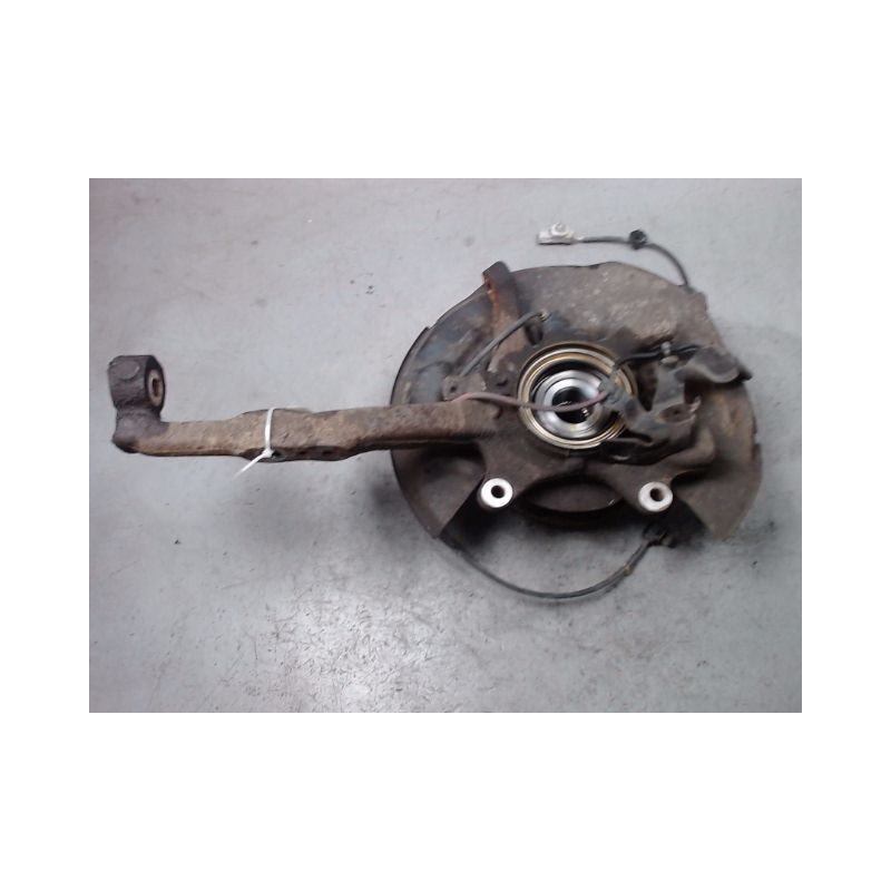PIVOT AVANT GAUCHE TOYOTA HILUX DOUBLE CABINE 2006-