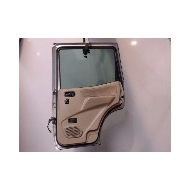 PORTE ARRIERE DROIT NISSAN TERRANO 2002-