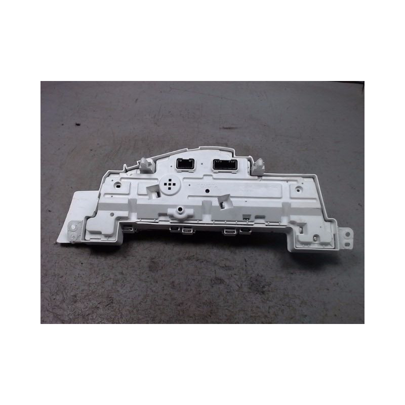 BLOC COMPTEURS TOYOTA IQ 2008-