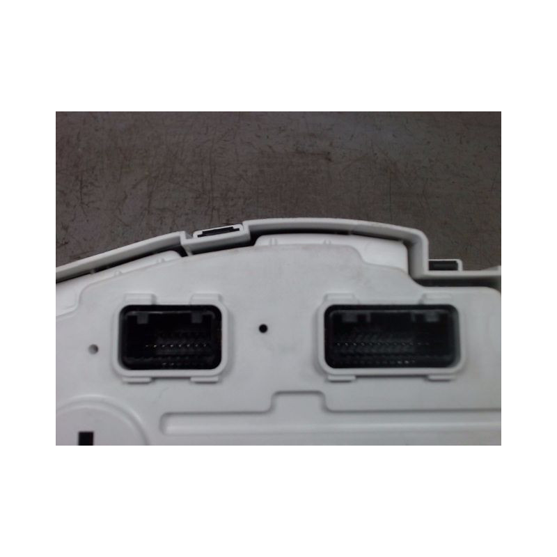 BLOC COMPTEURS TOYOTA IQ 2008-