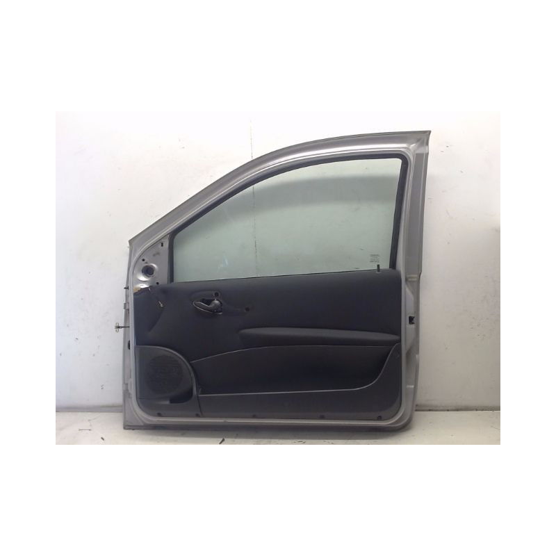 PORTE AVANT DROIT FIAT PUNTO
