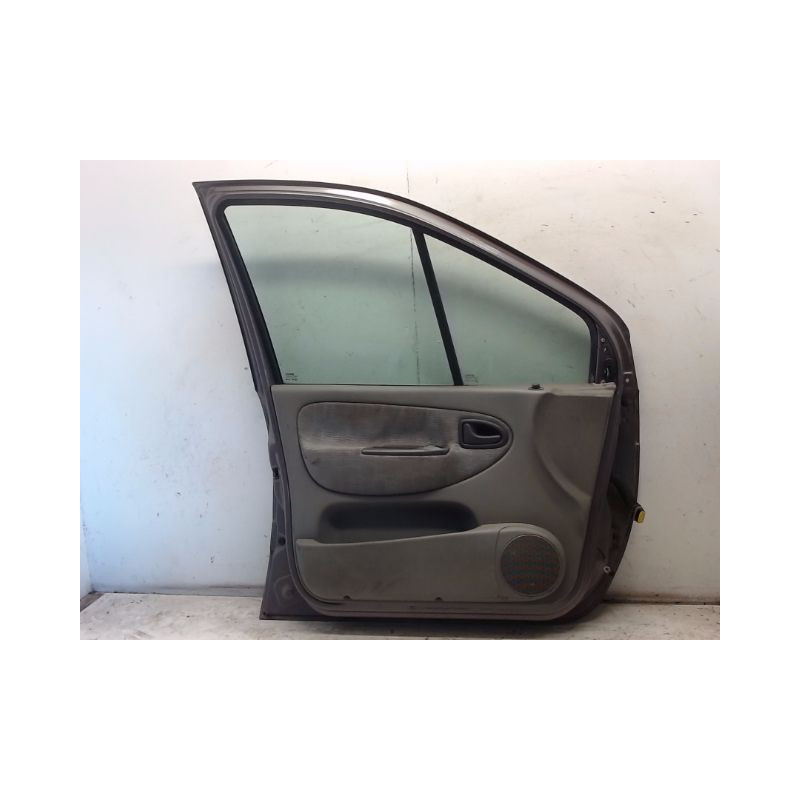 PORTE AVANT GAUCHE RENAULT MEGANE