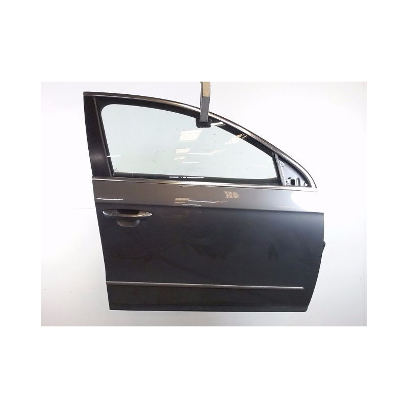 PORTE AVANT DROIT VOLKSWAGEN PASSAT 2005-