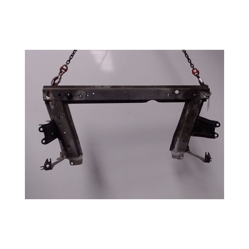 TRAVERSE INFERIEURE ARMATURE AVANT RENAULT SCENIC II PH1 02-06