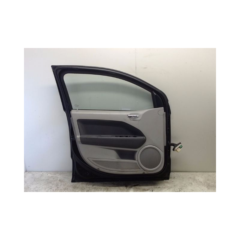 PORTE AVANT GAUCHE DODGE CALIBER