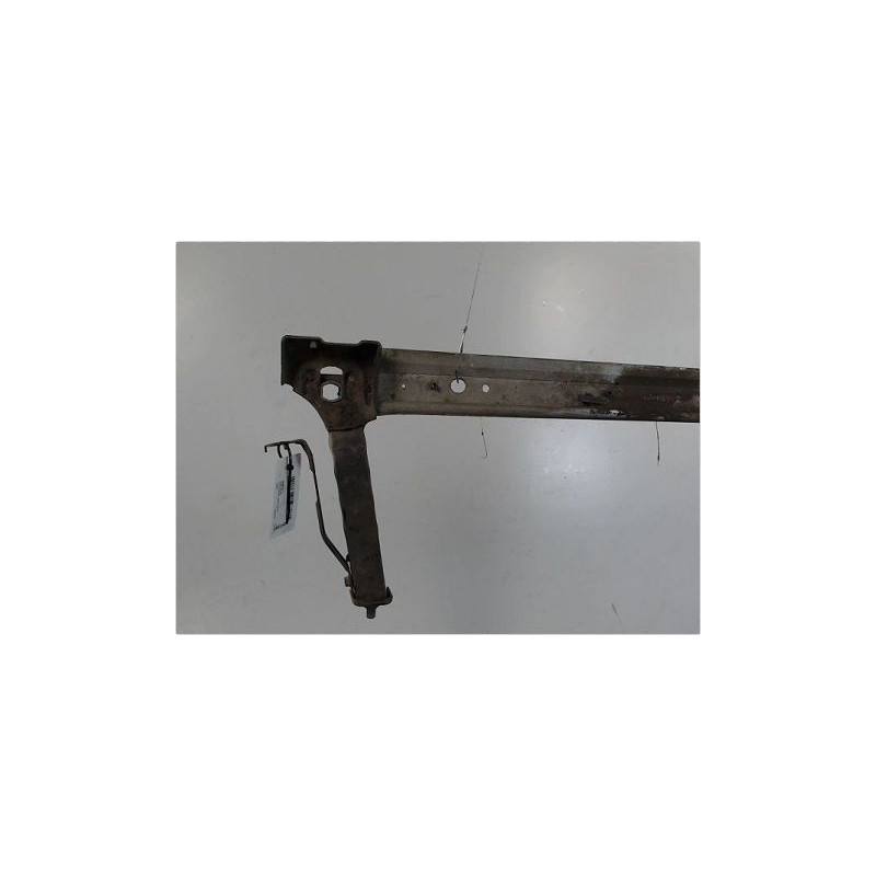 TRAVERSE INFERIEURE ARMATURE AVANT RENAULT MEGANE