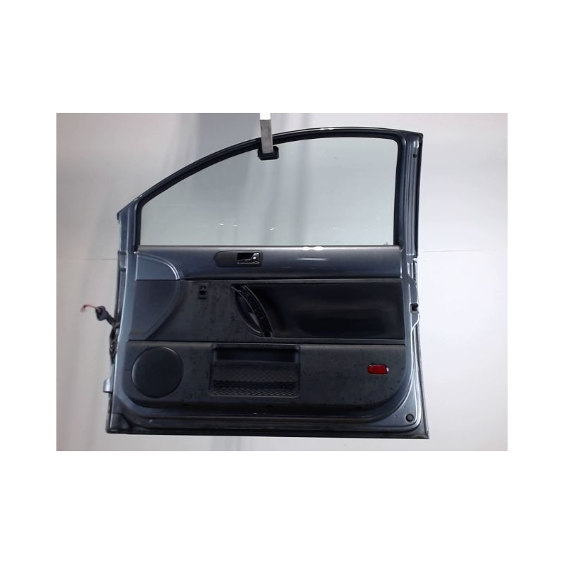 PORTE AVANT DROIT VOLKSWAGEN NEWBEETLE