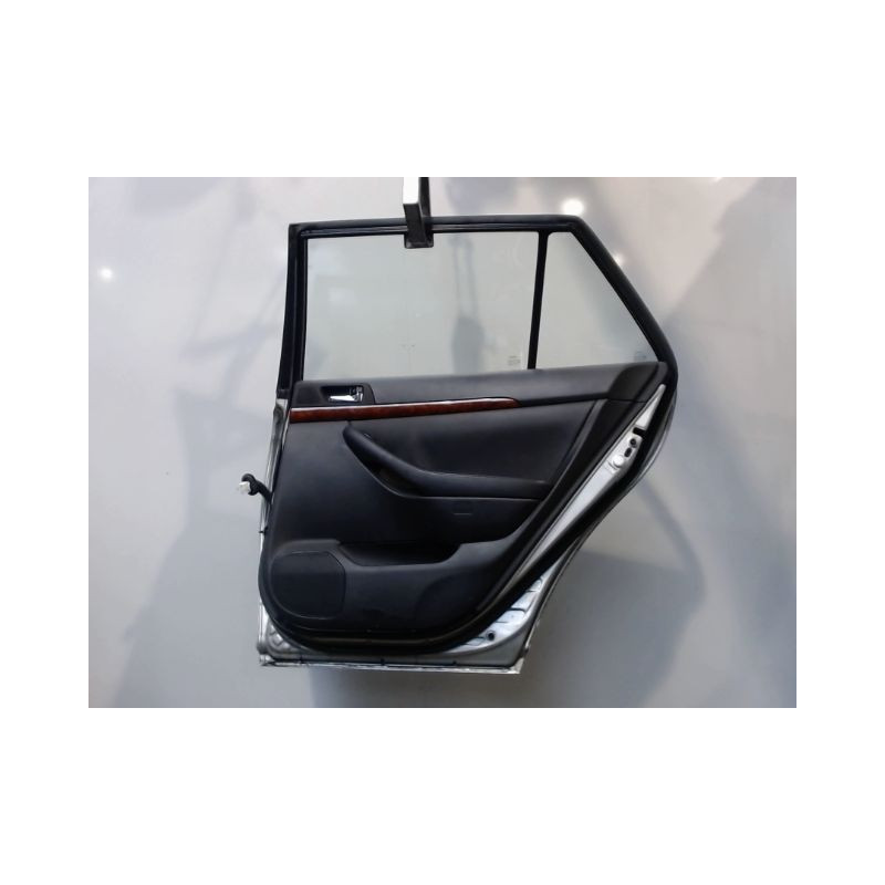 PORTE ARRIERE DROIT TOYOTA AVENSIS BREAK 2003-