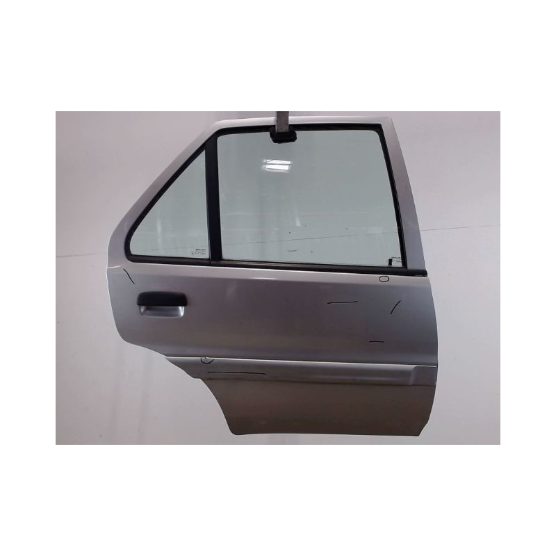 PORTE ARRIERE DROIT CITROEN SAXO 99-