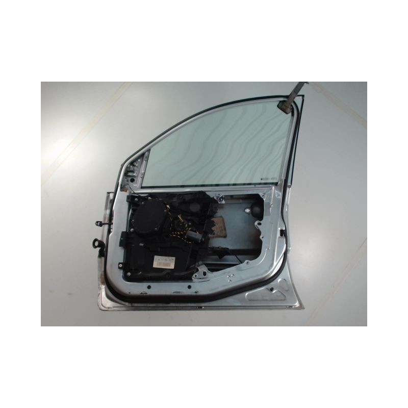 PORTE AVANT DROIT FORD FUSION