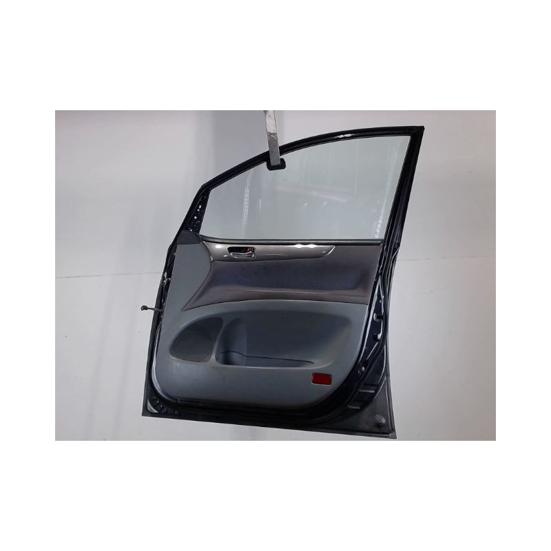 PORTE AVANT DROIT TOYOTA AVENSIS VERSO 01-03