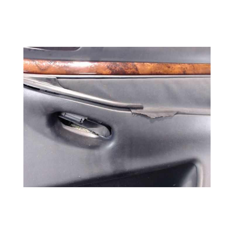 PORTE AVANT DROIT AUDI A4 AVANT 96-99