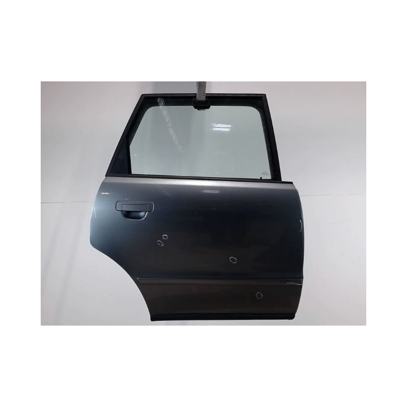 PORTE ARRIERE DROIT AUDI A4 AVANT 96-99
