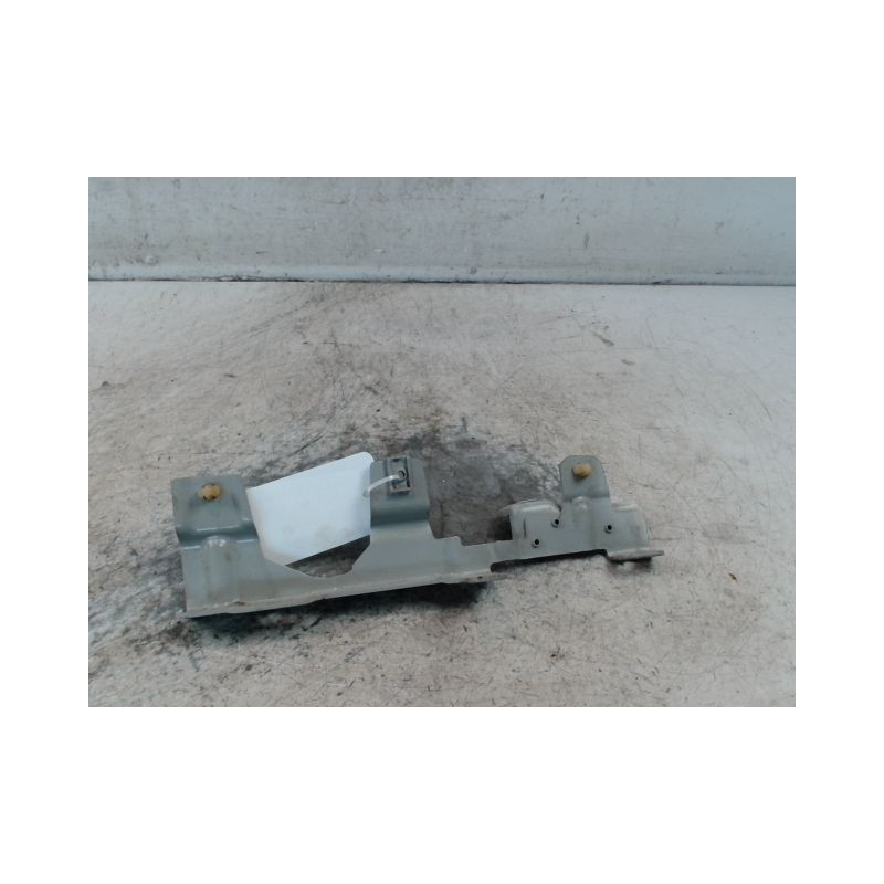 SUPPORT AILE AVD RENAULT TWINGO 2 2010-