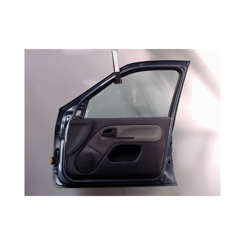 PORTE AVANT DROIT RENAULT CLIO II PH.2 01-06