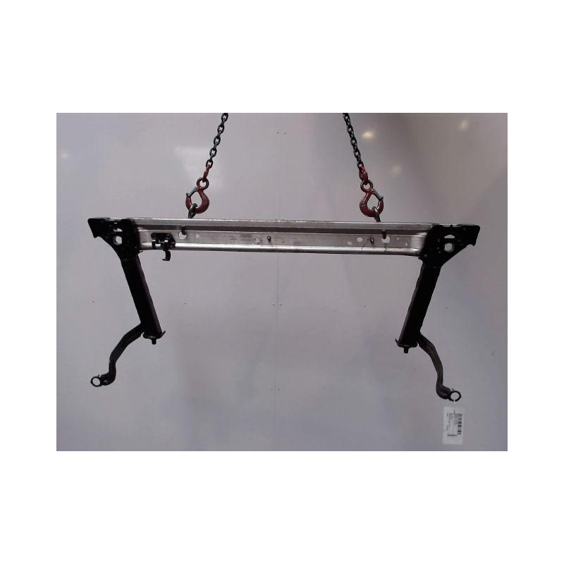 TRAVERSE INFERIEURE ARMATURE AVANT RENAULT SCENIC III 2009-