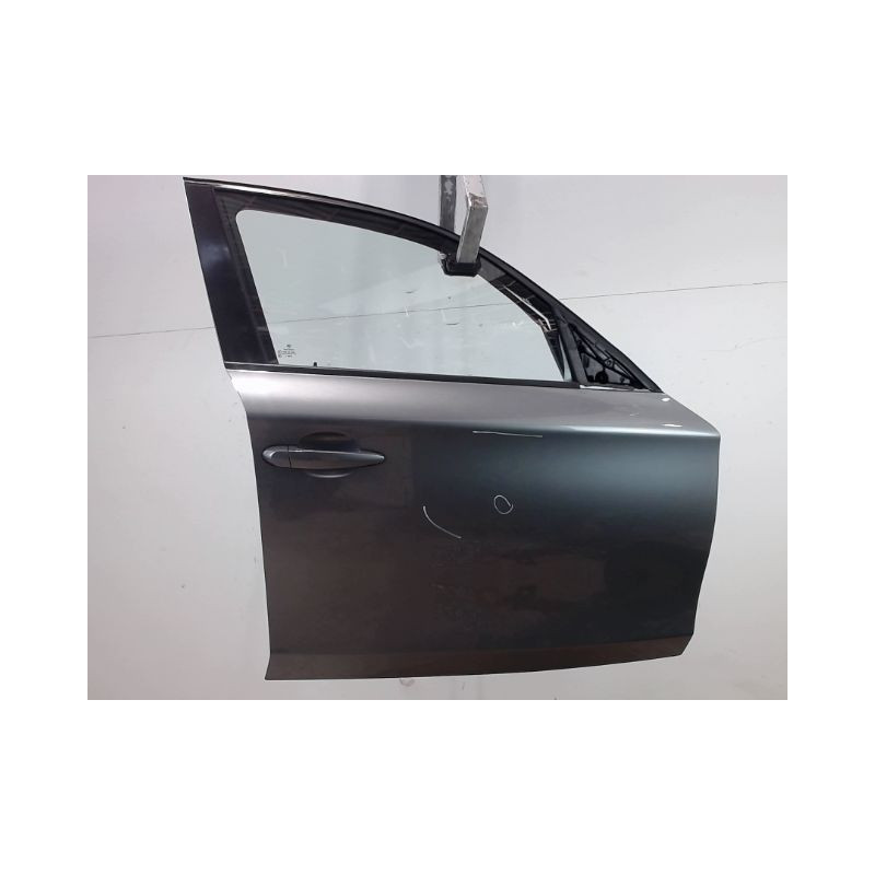 PORTE AVANT DROIT B.M.W. SERIE 1