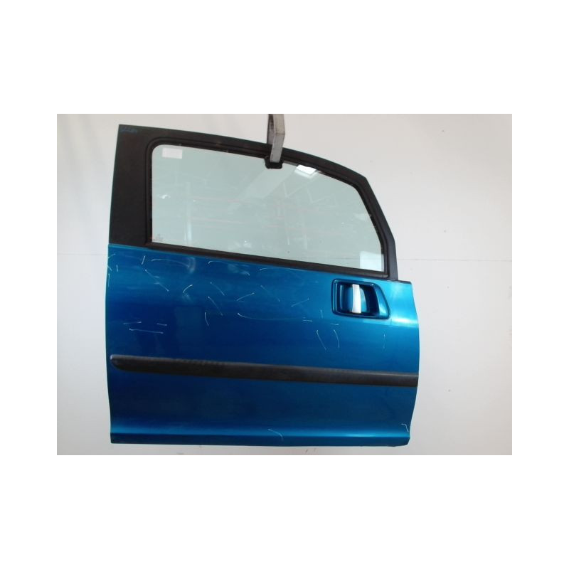 PORTE AVANT DROIT PEUGEOT 1007  ESSENCE