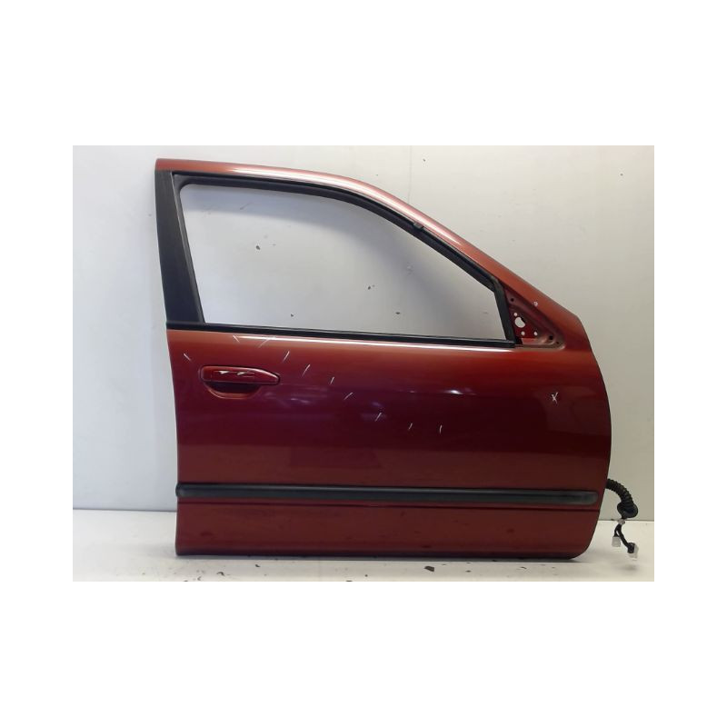 PORTE AVANT DROIT NISSAN PRIMERA