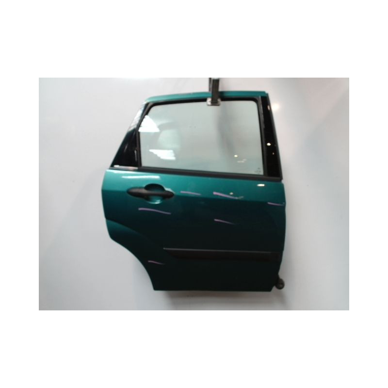 PORTE ARRIERE DROIT FORD FOCUS 98-04