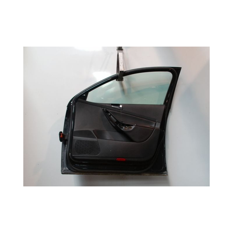 PORTE AVANT DROIT VOLKSWAGEN PASSAT 2005-