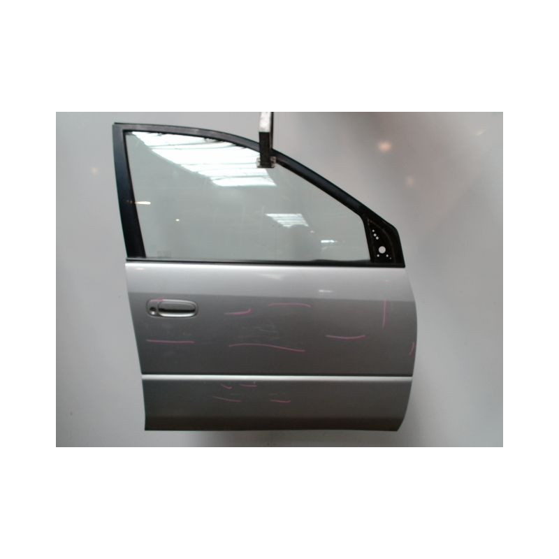 PORTE AVANT DROIT TOYOTA PICNIC