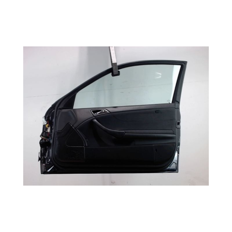 PORTE AVANT DROIT MERCEDES COUPÉ SPORT C 200 CDI -