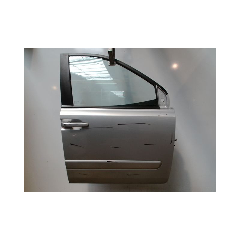 PORTE AVANT DROIT KIA CARNIVAL