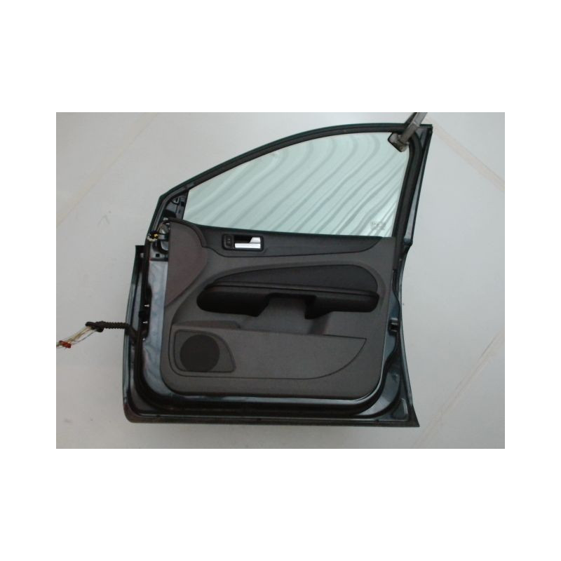 PORTE AVANT DROIT FORD FOCUS