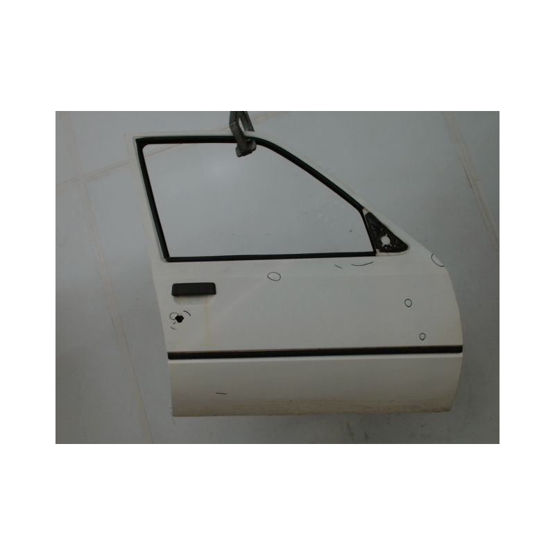 PORTE AVANT DROIT PEUGEOT 205