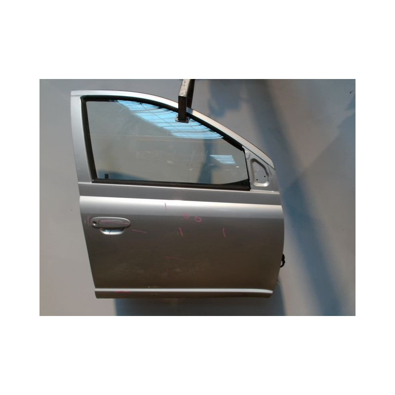 PORTE AVANT DROIT TOYOTA YARIS