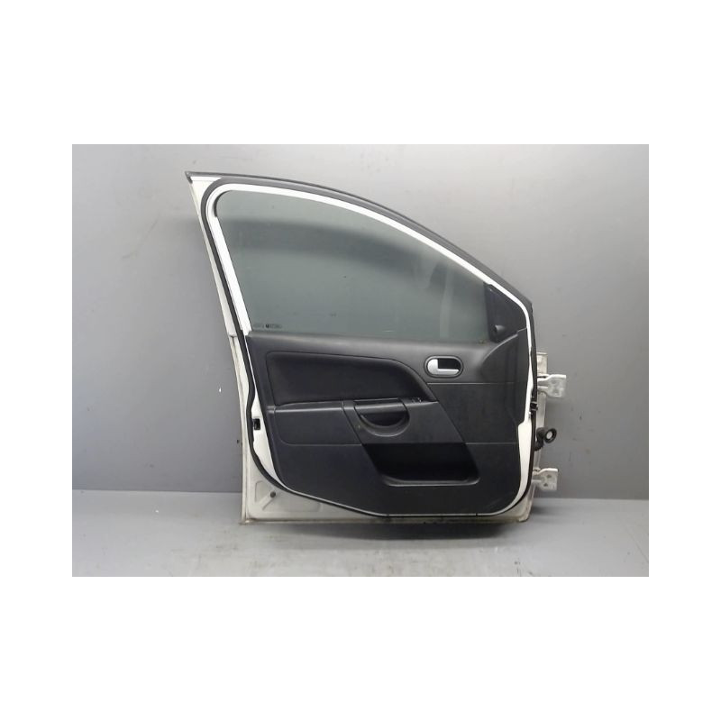 PORTE AVANT GAUCHE FORD FIESTA