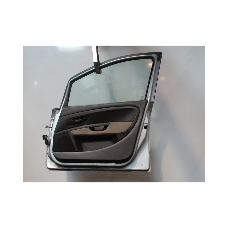 PORTE AVANT DROIT FIAT GRANDE PUNTO 2005-