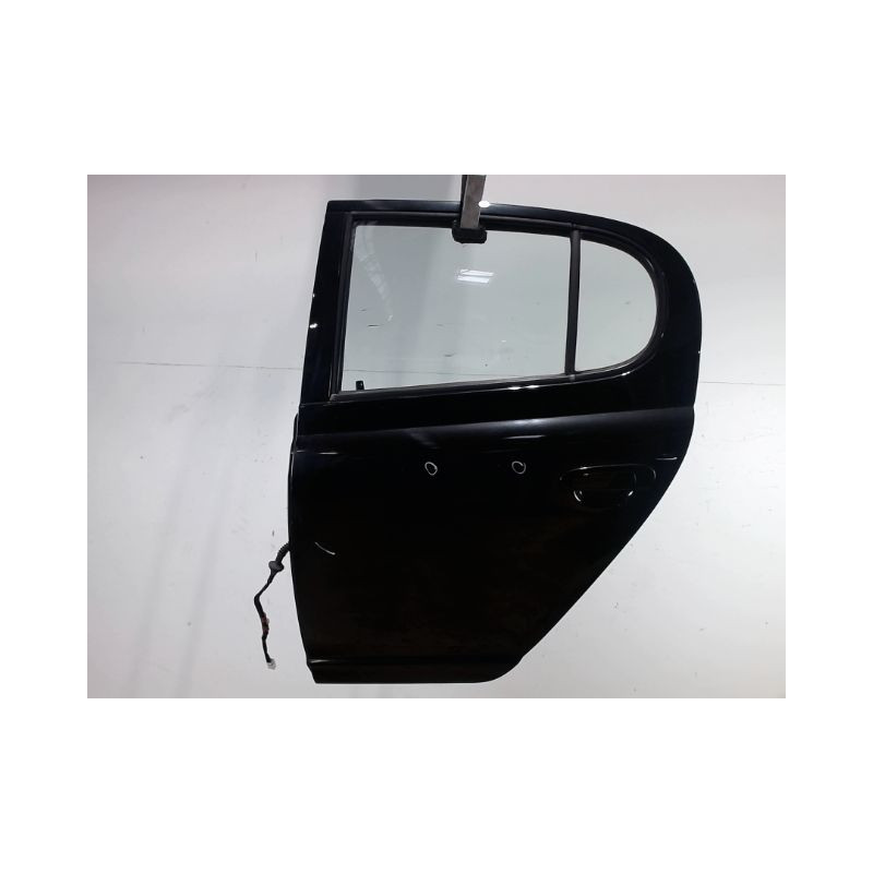 PORTE ARRIERE GAUCHE TOYOTA YARIS -2003