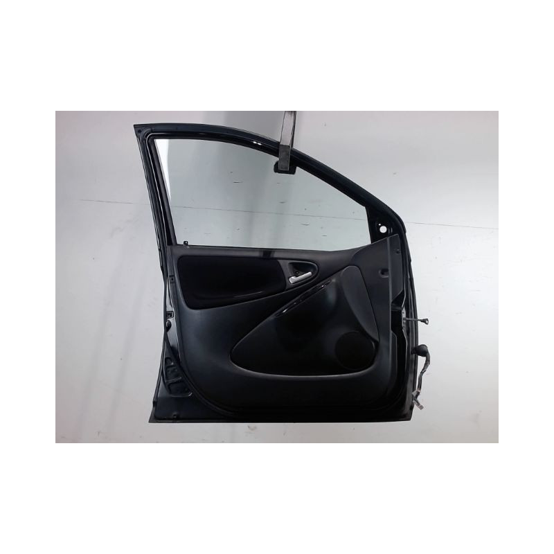PORTE AVANT GAUCHE TOYOTA YARIS -2003