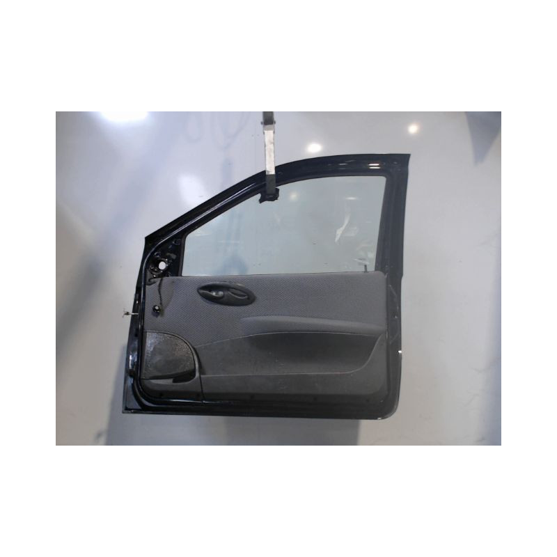 PORTE AVANT DROIT FIAT PUNTO 99-2003