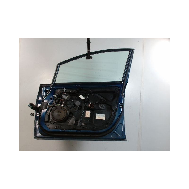 PORTE AVANT DROIT FORD FIESTA