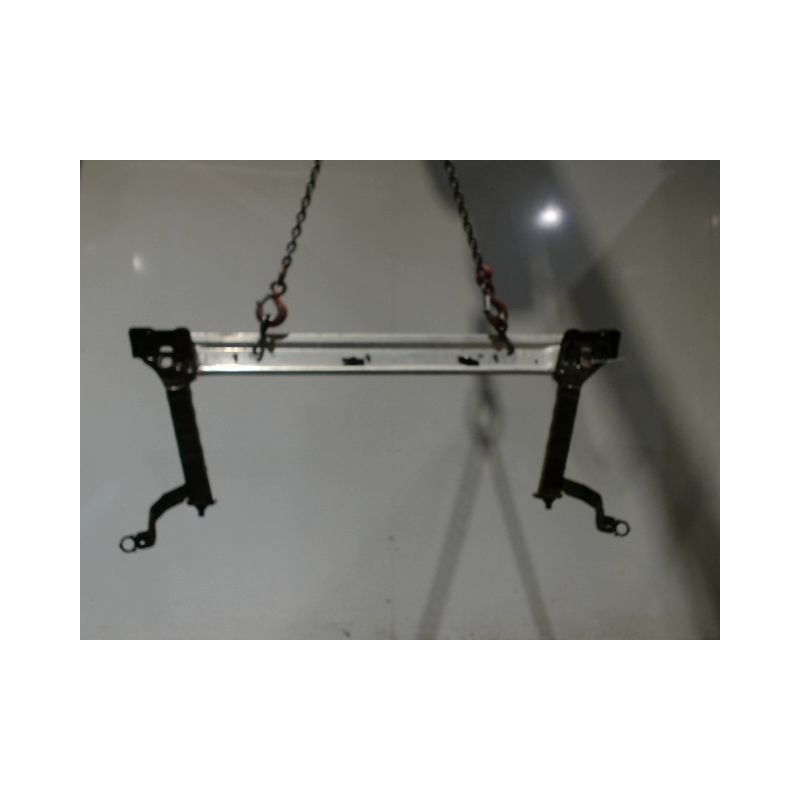 TRAVERSE INFERIEURE ARMATURE AVANT RENAULT SCENIC III 2009-