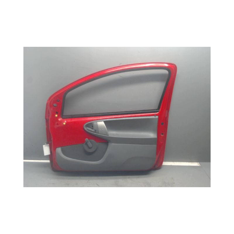 PORTE AVANT DROIT TOYOTA AYGO 3P