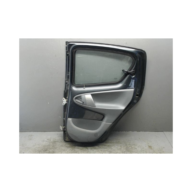 PORTE ARRIERE DROIT TOYOTA AYGO