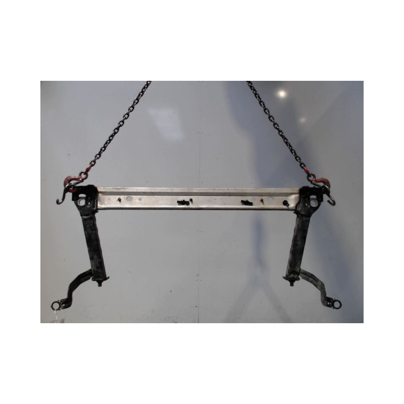 TRAVERSE INFERIEURE ARMATURE AVANT RENAULT MEGANE III 2008-