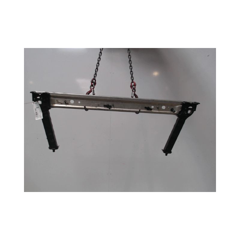 TRAVERSE INFERIEURE ARMATURE AVANT RENAULT MEGANE III ESTATE 09-