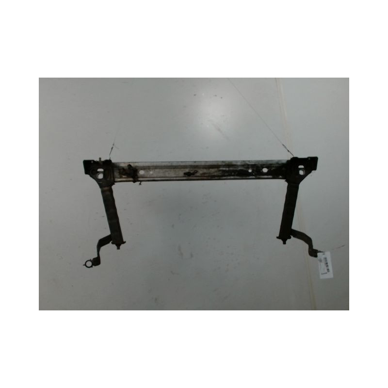 TRAVERSE INFERIEURE ARMATURE AVANT RENAULT MEGANE