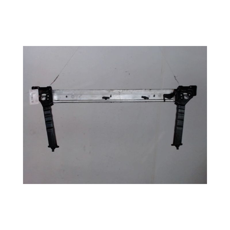 TRAVERSE INFERIEURE ARMATURE AVANT RENAULT MEGANE