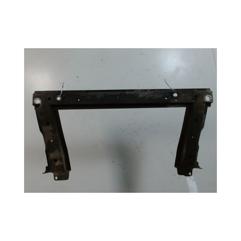 TRAVERSE INFERIEURE ARMATURE AVANT RENAULT MEGANE