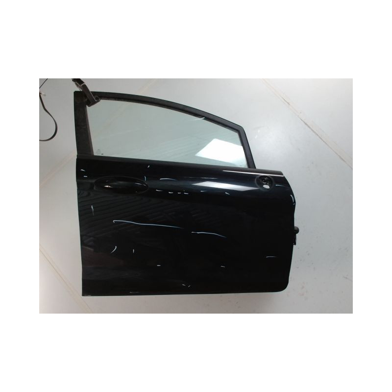 PORTE AVANT DROIT FORD FIESTA
